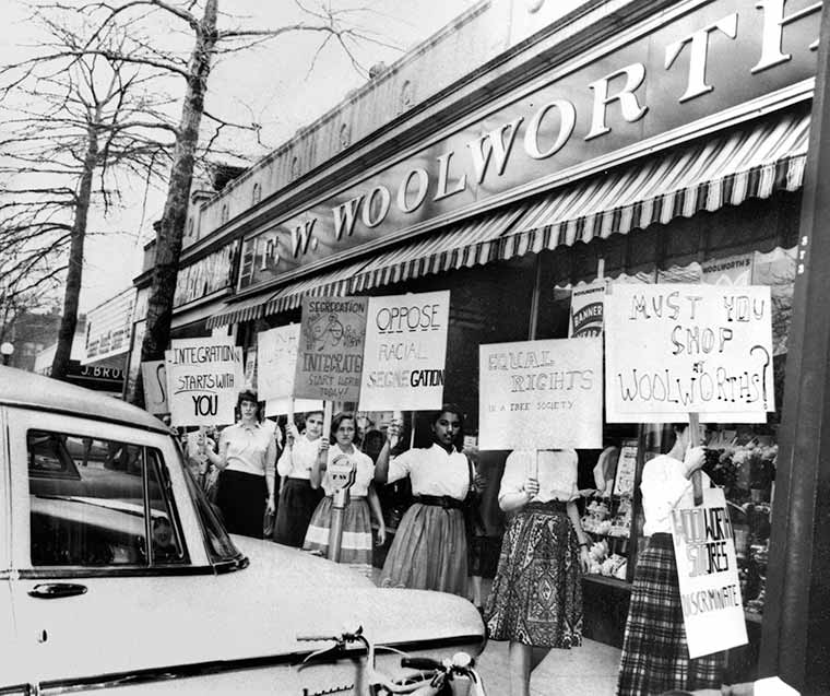 1960 picketing Woolworth's department store