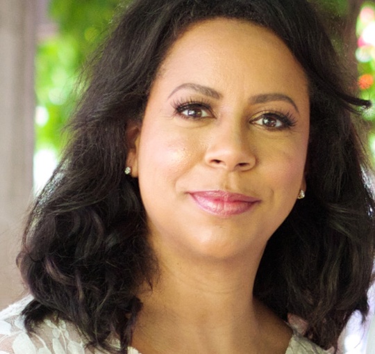 Tracey Bey Johnson ’99
