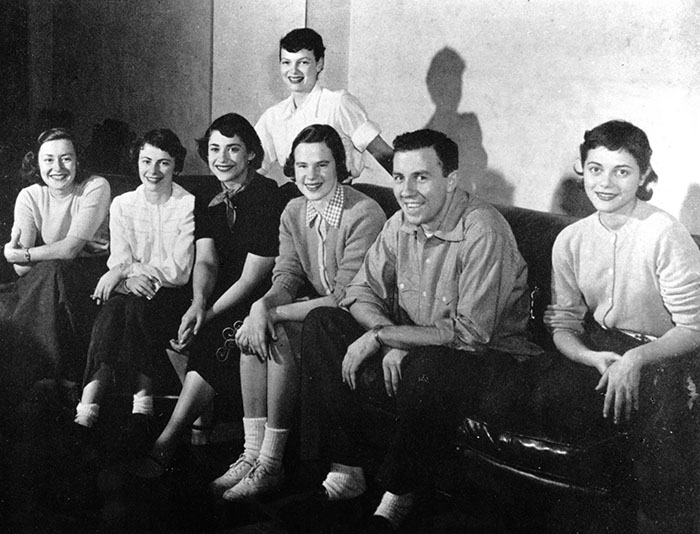  Student Group Hits and Misses. Sarah Olmstead B.A. ‘50, M.A. ‘72, Carol Wilkins ‘50, Joan Gilbert ‘53, Anne Williams ‘52, Audrey Von Clemm ‘51, Jack Barnes ’50, Joan McLellan ’50. Sarah Lawrence College Yearbook 1950. Photographer Unknown.