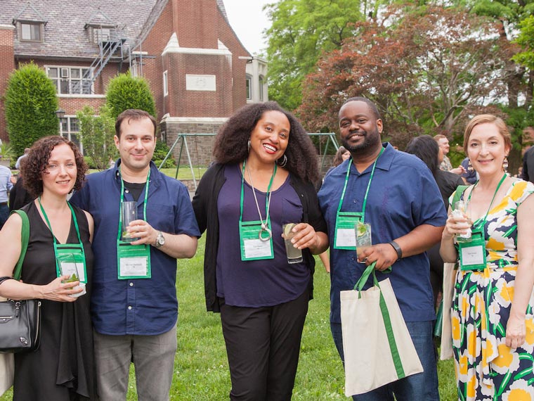 group of Alumni on campus 