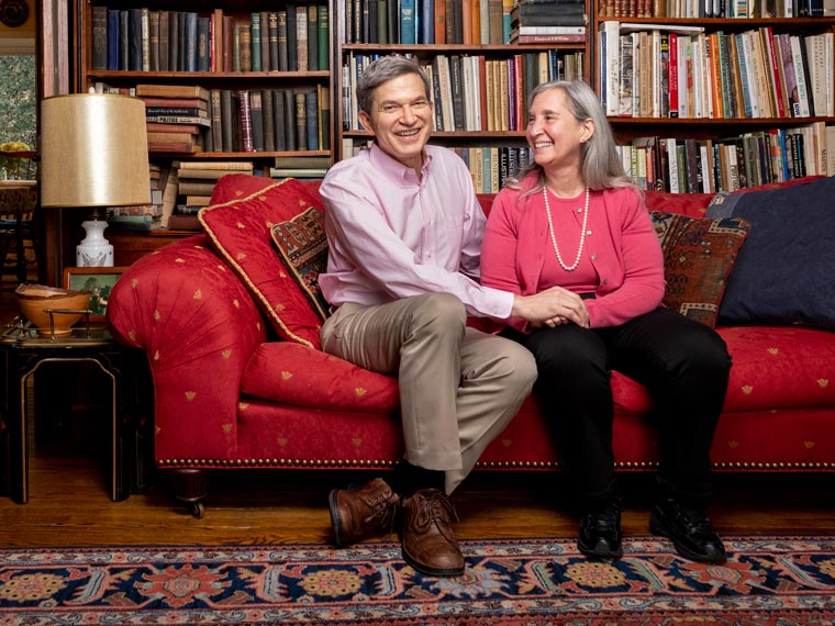 Nell Minow and David Apatoff