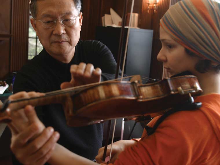 As captured in this one-on-one teaching moment in 2004, Sohn inspired countless Sarah Lawrence music students across four decades before retiring in May 2019.