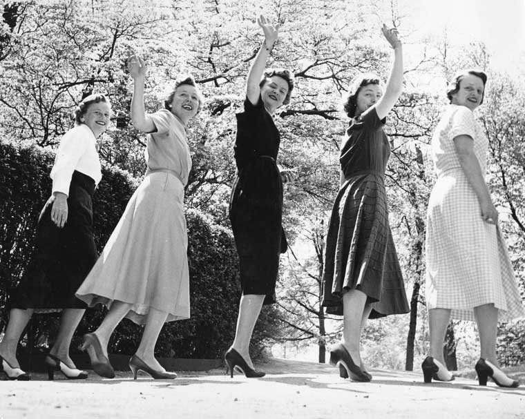 Class of 1937 alumnae at their 20th Reunion celebration