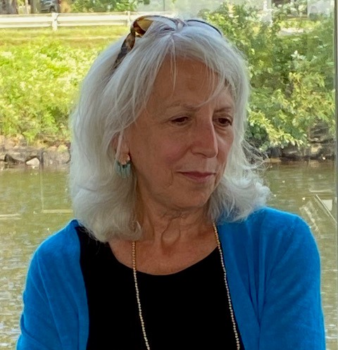 Gail Twersky Reimer '72