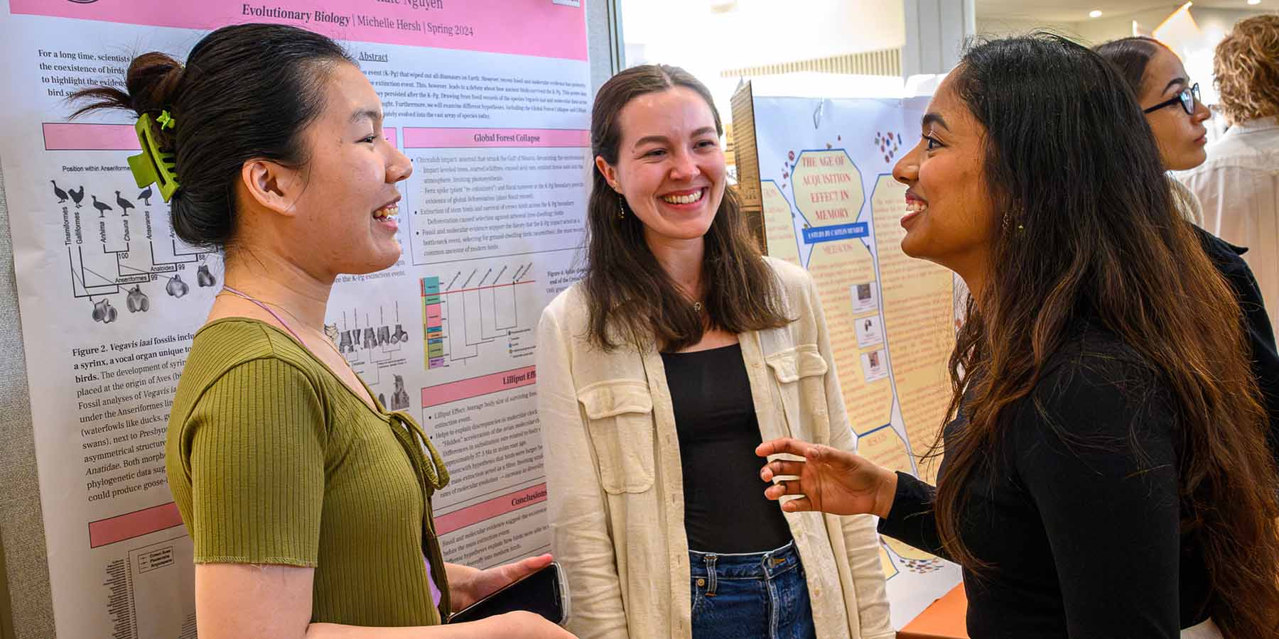 3 students in conversation