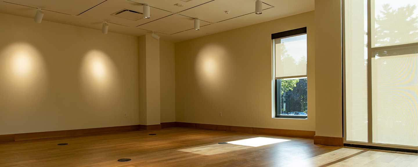 Photo of an empty Barbara Walters Gallery