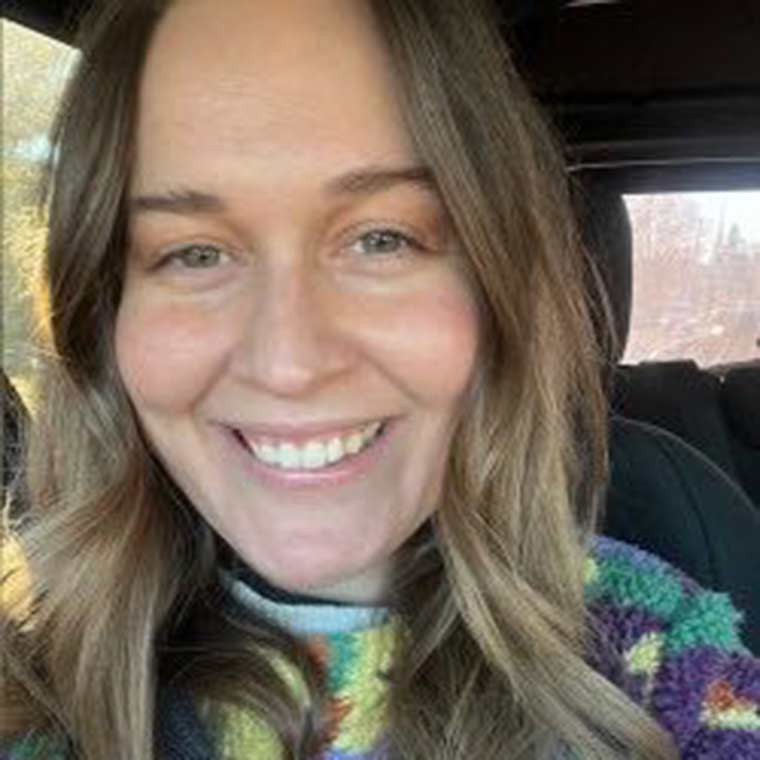 Headshot of Kerry Kurdziel