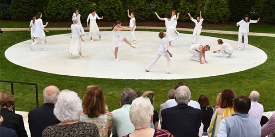 lunchbox dance for seniors