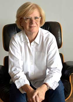 Elaine Sexton Headshot